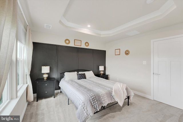 118 Fletcher Cir, Middletown, DE 19709 - bedroom featuring a tray ceiling, light colored carpet, recessed lighting, and baseboards