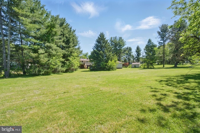 4202 Wolf Ct, Hampstead, MD 21074 - view of green lawn