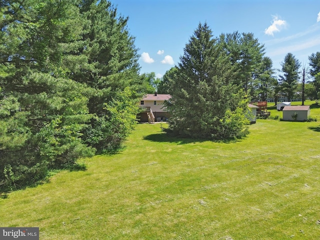 4202 Wolf Ct, Hampstead, MD 21074 - view of green lawn