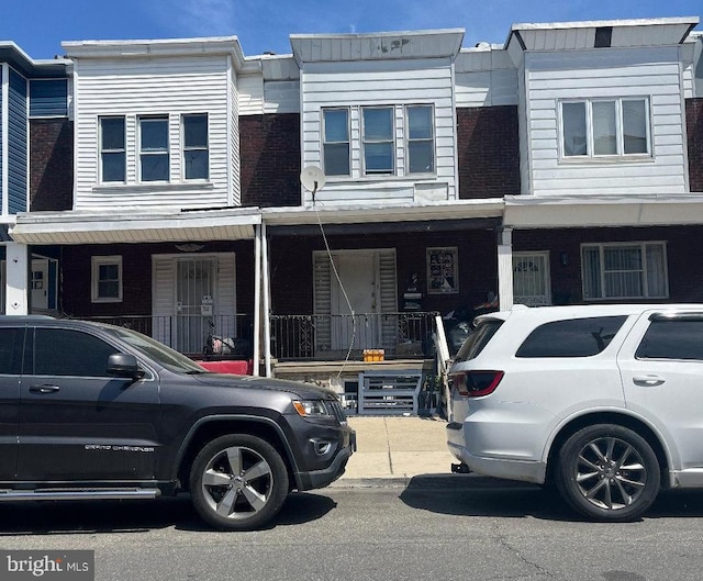 2247 E Cambria St, Philadelphia, PA 19134 - view of property featuring covered porch