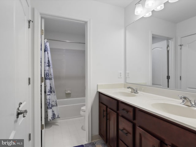 42350 Stonemont Cir, Ashburn, VA 20148 - bathroom with double vanity, toilet, and shower / bath combo