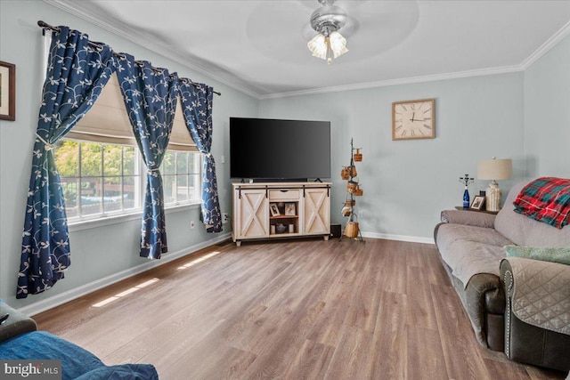 4127 Ford Dr, Emmaus, PA 18049 - living area featuring baseboards, wood finished floors, crown molding, and a ceiling fan