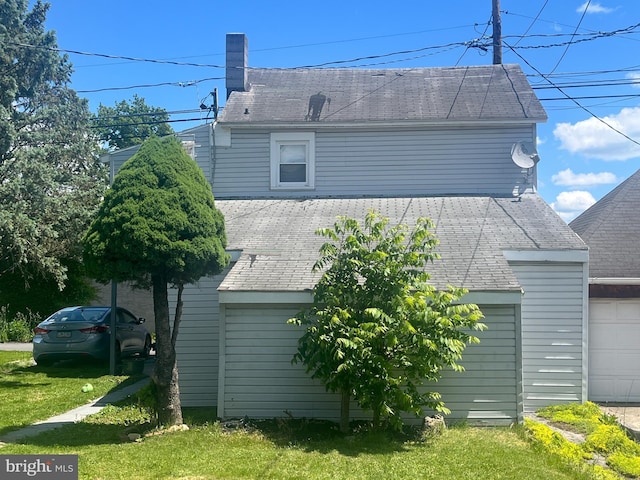 517 S Wayne St, Lewistown, PA 17044 - view of home's exterior featuring a yard