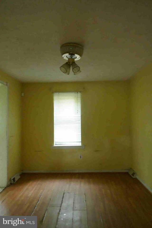 113 Sturgill Dr, Bel Air, MD 21015 - unfurnished room featuring light wood finished floors