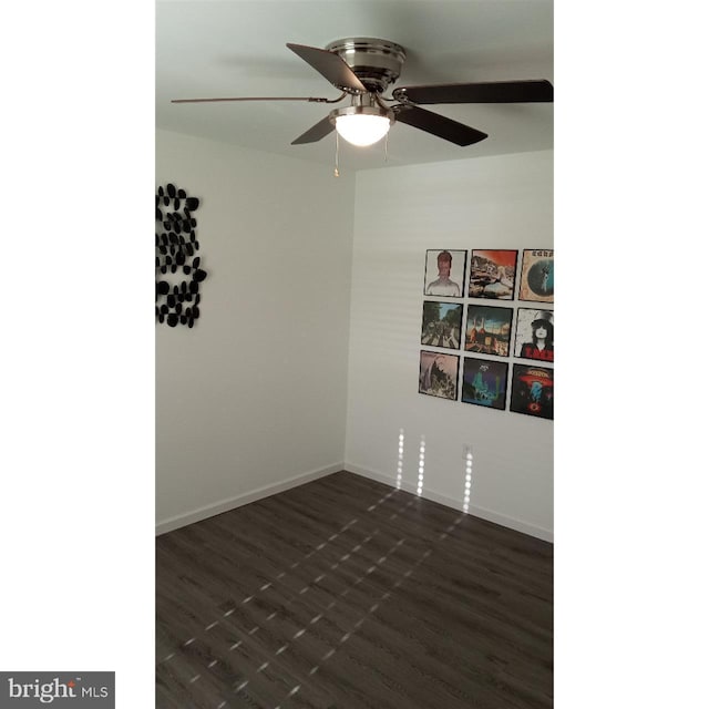 404 Jensen Way E, Martinsburg, WV 25401 - unfurnished room with a ceiling fan, dark wood-style flooring, and baseboards