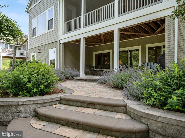 130 Grosbeak Ct, Lake Frederick, VA 22630 - view of patio / terrace