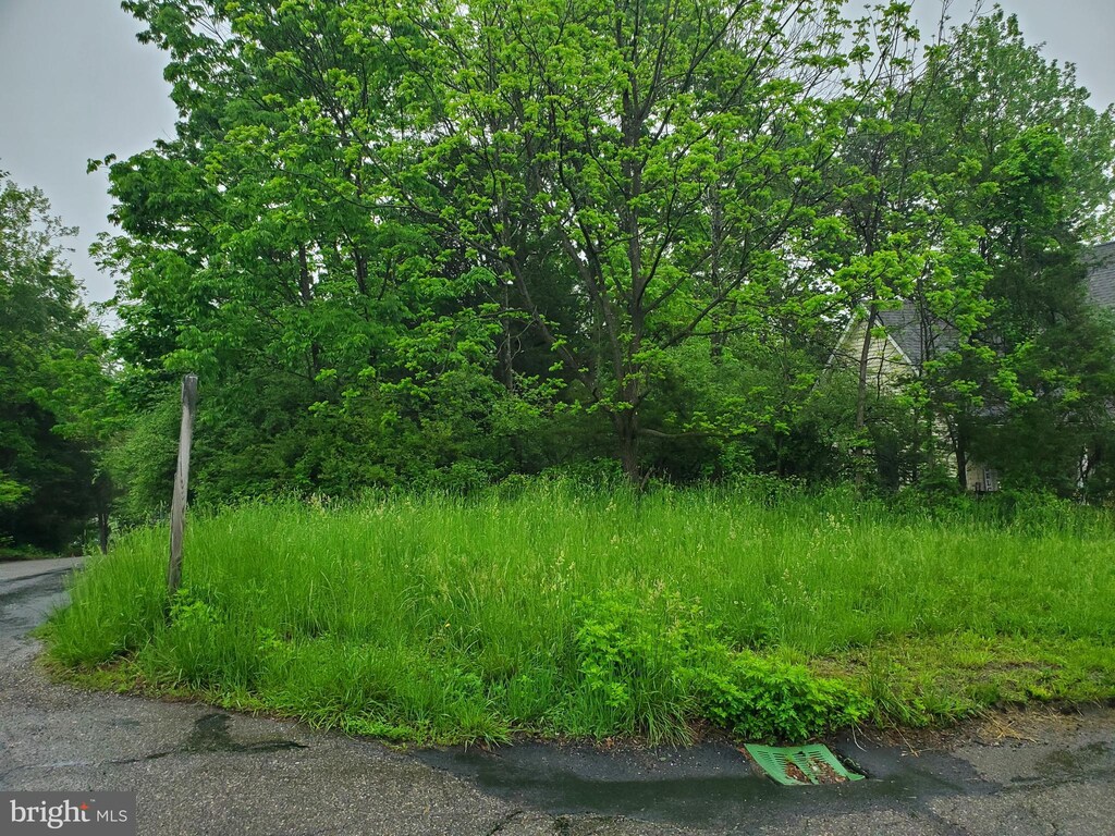 82 Lenape Trl, Mount Bethel, PA 18343
