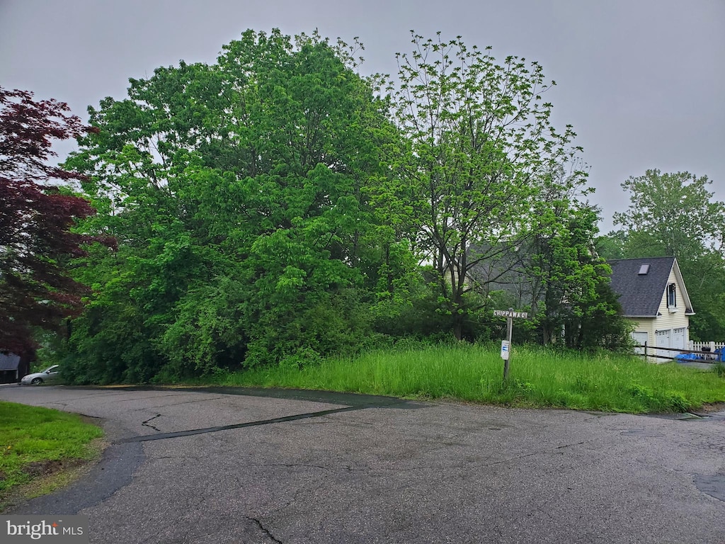 82 Lenape Trl, Mount Bethel, PA 18343