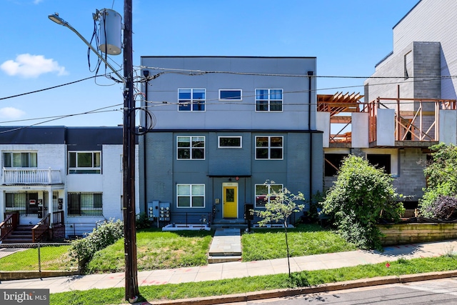 2221 M St NE Unit Ph1, Washington, DC 20002 - view of multi unit property