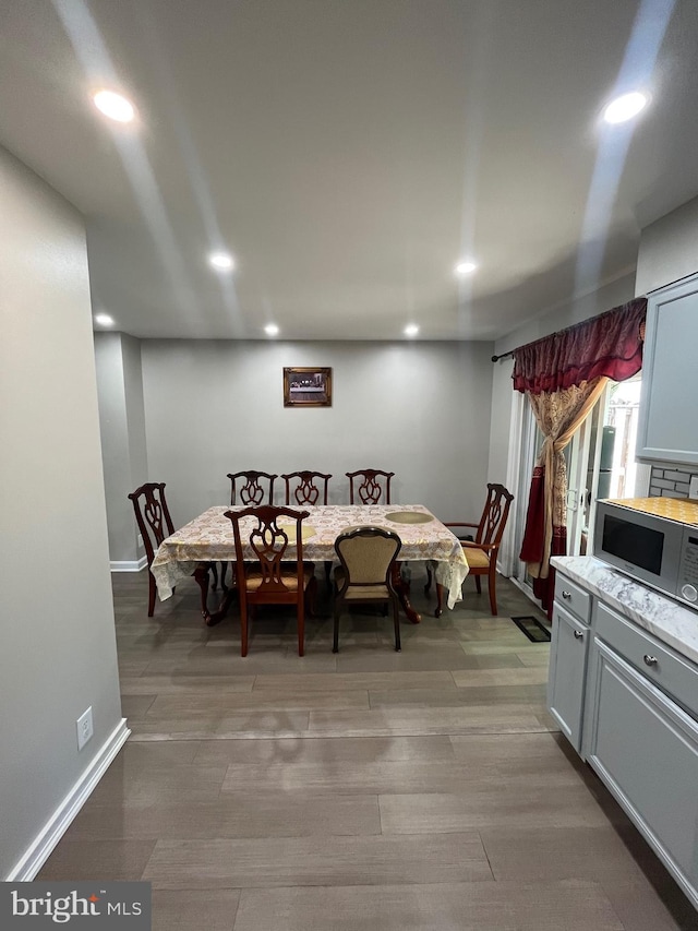 120 N Baylor Dr, Sterling, VA 20164 - dining space featuring recessed lighting, baseboards, and light wood-style flooring