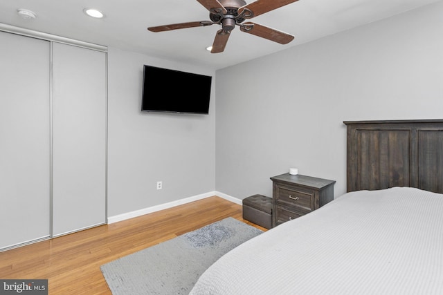 2 Gloucester Ct, Bordentown, NJ 08505 - bedroom featuring recessed lighting, baseboards, light wood finished floors, a closet, and a ceiling fan