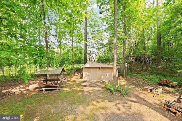 1906 Parkvue Rd, Fallston, MD 21047 - view of yard featuring a shed