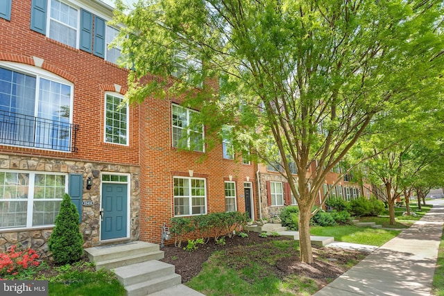 23412 Berkeley Meadows Dr, Ashburn, VA 20148 - multi unit property featuring stone siding and brick siding