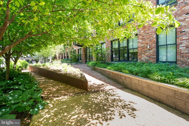 57 N St NW Unit 134, Washington, DC 20001 - view of community