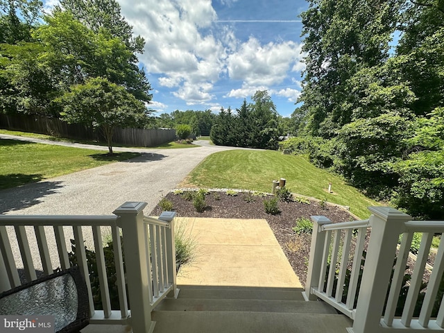 109 Brenda Joyce Ln, Severna Park, MD 21146 - view of yard