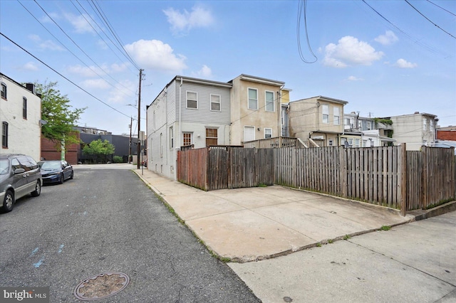 1225 W Cross St, Baltimore, MD 21230 - view of property exterior with a residential view