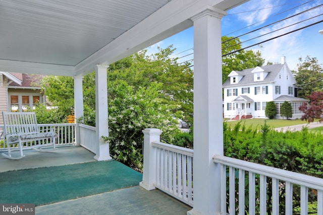 604 Market St, Pocomoke City, MD 21851 - view of porch