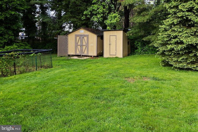 10 Pershing Ave, Ewing, NJ 08618 - view of green lawn featuring view of wooded area