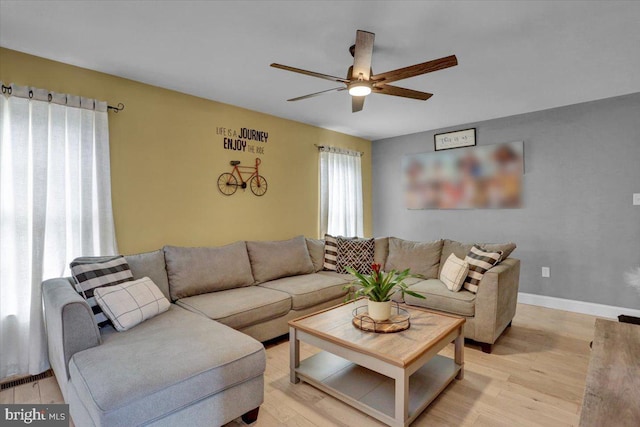 7 Kantner Ln N, Reading, PA 19607 - living room featuring ceiling fan, light wood-type flooring, and baseboards