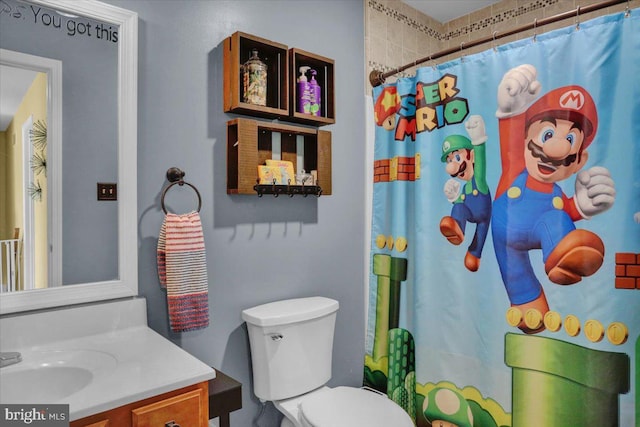 7 Kantner Ln N, Reading, PA 19607 - full bathroom with vanity, toilet, and a shower with shower curtain