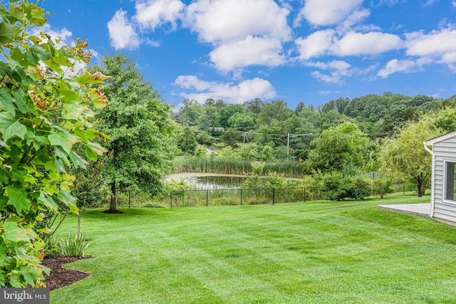 7425 Signal Hill Rd, Manassas, VA 20111 - view of yard featuring a water view