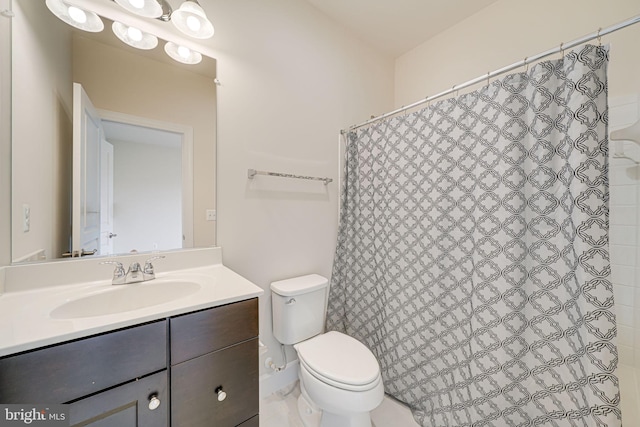 7425 Signal Hill Rd, Manassas, VA 20111 - bathroom featuring vanity and curtained shower