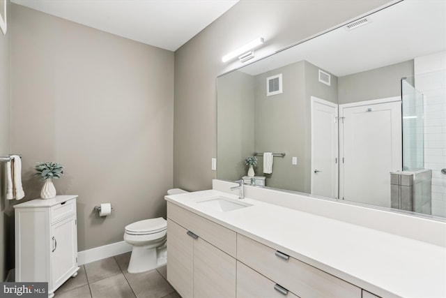 510 Diamondback Dr Unit 469, Gaithersburg, MD 20878 - full bath with vanity, toilet, tile patterned flooring, baseboards, and tiled shower