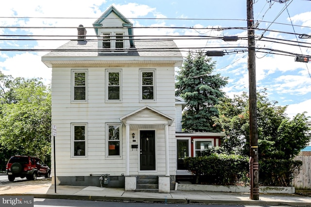 267 S 12th St, Lebanon, PA 17042 - american foursquare style home with entry steps