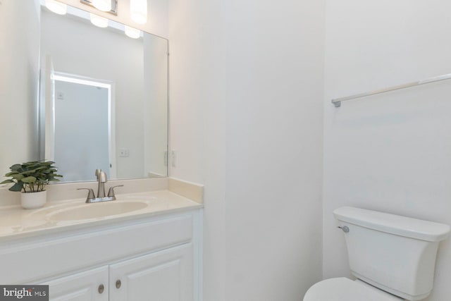 1859 Cedar Cove Way Unit 201, Woodbridge, VA 22191 - half bathroom featuring toilet and vanity