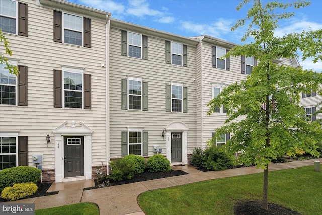42 Mulberry Grn, Spring City, PA 19475 - view of property