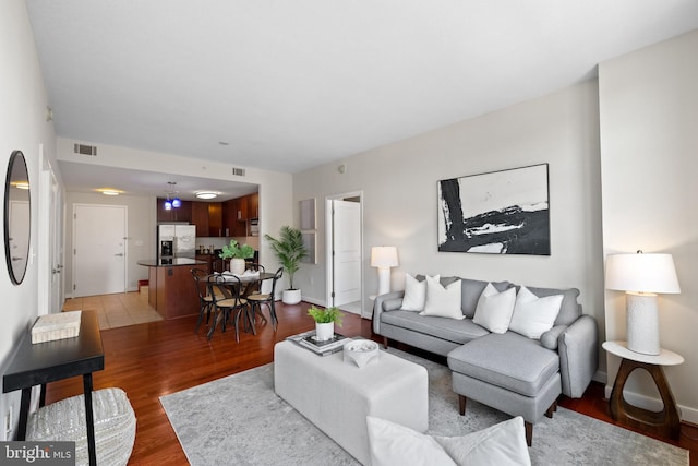 157 Fleet St Unit 1006, Oxon Hill, MD 20745 - living area featuring light wood-style flooring