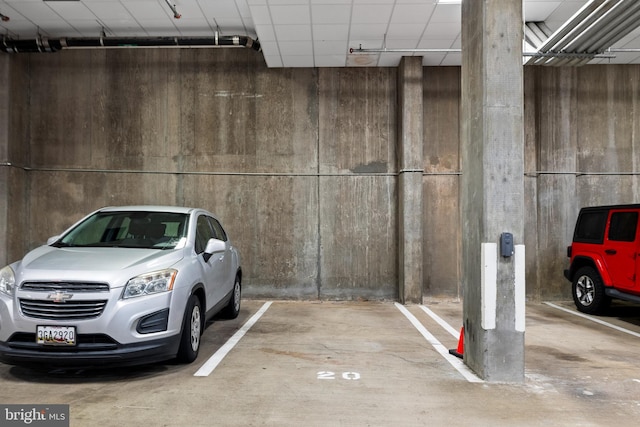 157 Fleet St Unit 1006, Oxon Hill, MD 20745 - view of parking garage