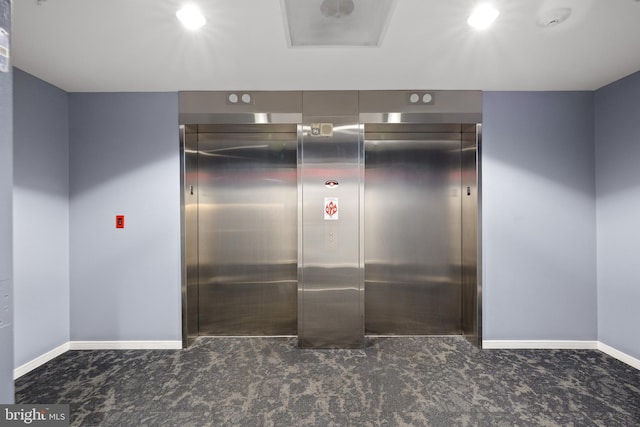 157 Fleet St Unit 1006, Oxon Hill, MD 20745 - elevator with carpet, baseboards, and a smoke detector