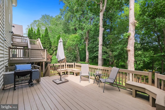 850 Still Creek Ln, Gaithersburg, MD 20878 - wooden terrace with view of scattered trees