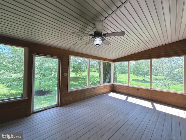 448 Country Club Dr, Lansdale, PA 19446 - unfurnished sunroom with a ceiling fan and vaulted ceiling