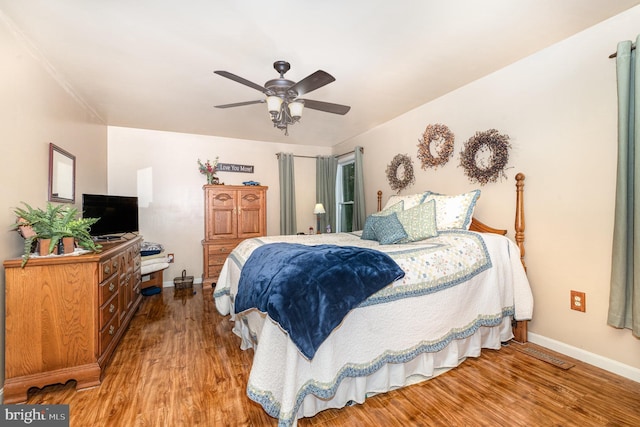 412 Hemlock Dr, New Cumberland, PA 17070 - bedroom featuring wood finished floors, baseboards, and ceiling fan