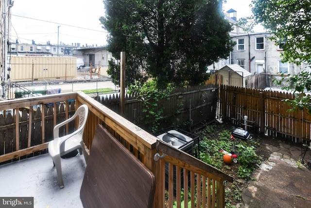 1337 Ward St, Baltimore, MD 21230 - exterior space with a fenced backyard