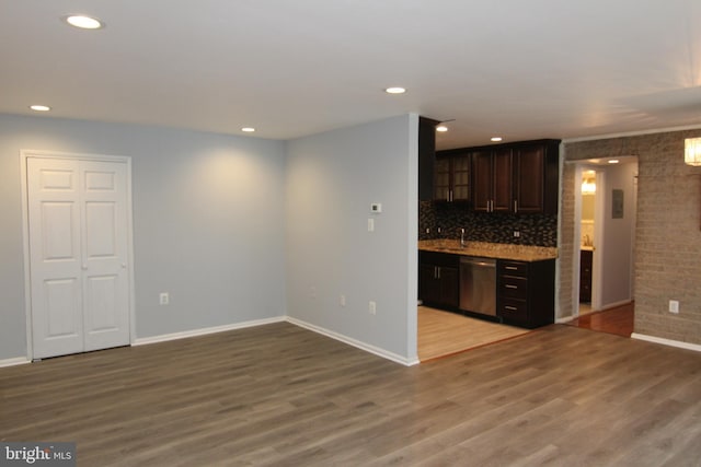 4415 Briarwood Ct N Unit 11, Annandale, VA 22003 - indoor bar with dishwasher, baseboards, light wood finished floors, recessed lighting, and tasteful backsplash