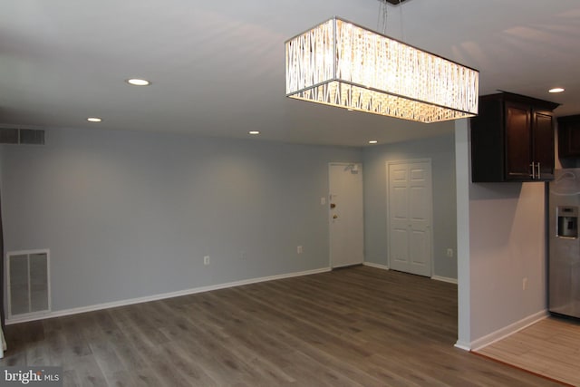 4415 Briarwood Ct N Unit 11, Annandale, VA 22003 - unfurnished living room featuring wood finished floors, baseboards, and recessed lighting