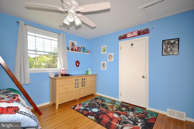 812 Jenkintown Rd, Elkins Park, PA 19027 - bedroom featuring light wood-type flooring, baseboards, and a ceiling fan