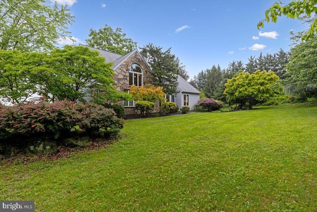 3 White Horse Ln, Spring City, PA 19475 - view of green lawn