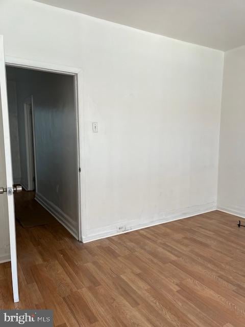 2508 S Marshall St, Philadelphia, PA 19148 - empty room with wood finished floors and baseboards