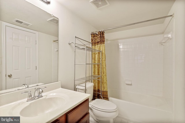 3441 Eagle Ridge Dr, Woodbridge, VA 22191 - full bath featuring vanity, toilet, and shower / bath combination with curtain
