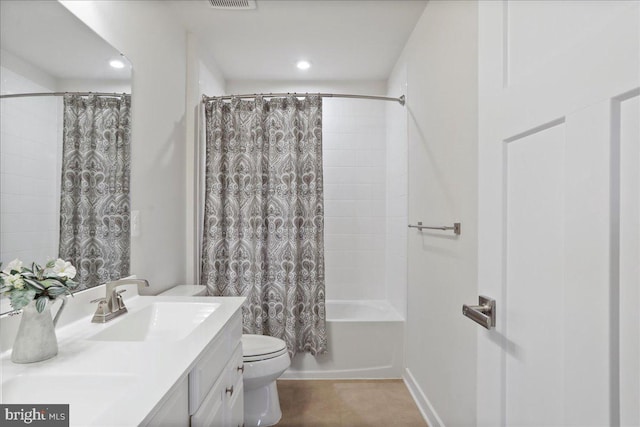 5829 Barts Way, Frederick, MD 21704 - bathroom featuring vanity, toilet, shower / bath combo, and recessed lighting
