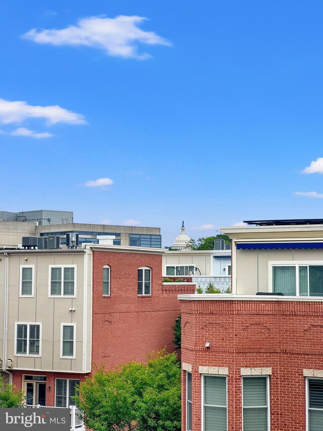 331 K St SE, Washington, DC 20003 - view of building exterior