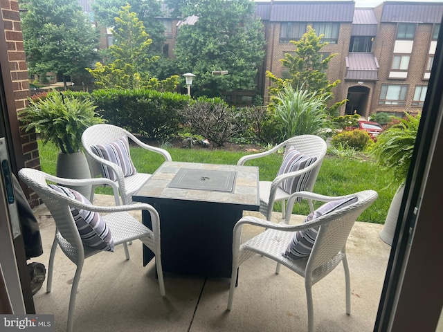128 Roberts Ln Unit 100, Alexandria, VA 22314 - view of patio