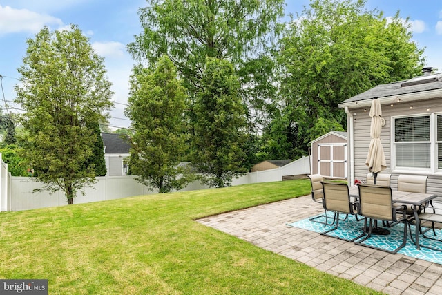808 Scotia Rd, Philadelphia, PA 19128 - view of yard with a patio and outdoor dining space
