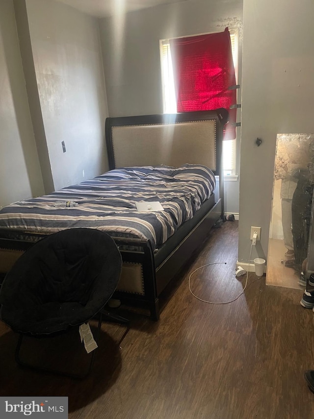 1453 N 60th, Philadelphia, PA 19151 - bedroom featuring wood finished floors and baseboards