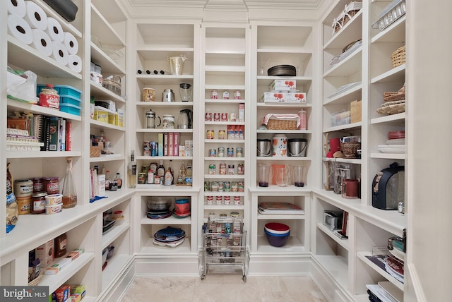 22701 Creighton Farms Dr, Leesburg, VA 20175 - view of pantry
