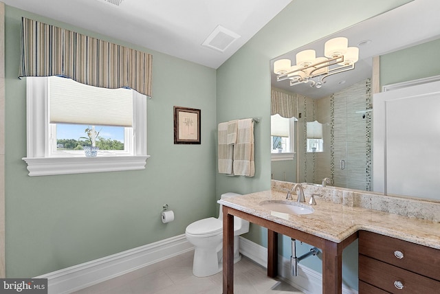 22701 Creighton Farms Dr, Leesburg, VA 20175 - bathroom with a chandelier, plenty of natural light, a sink, toilet, and lofted ceiling